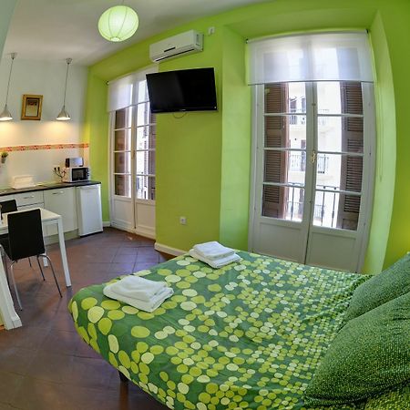 Apartamentos Gold Málaga Extérieur photo