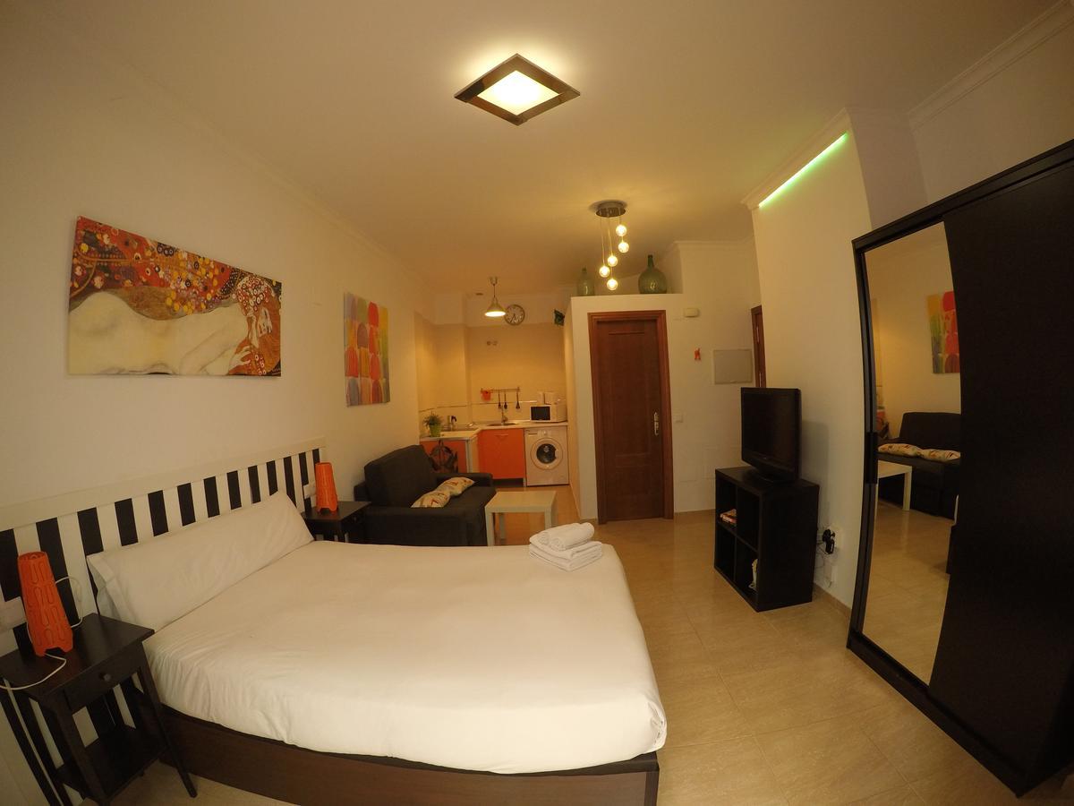 Apartamentos Gold Málaga Extérieur photo